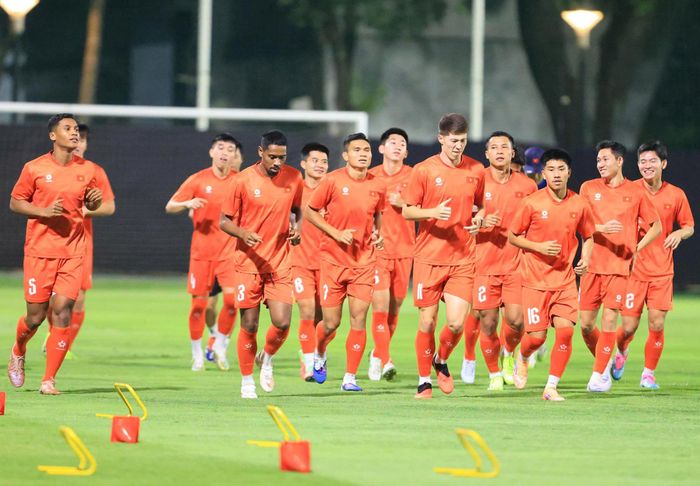 Tuyển Việt Nam dính bão chấn thương trước trận gặp Malaysia.