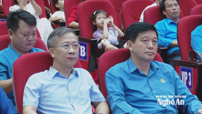 Các đại biểu tham dự Hội nghị tuyên dương gia đình công nhân gương mẫu năm 2026. Ảnh: PV