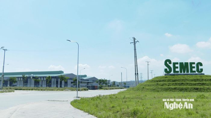 Cụm công nghiệp Diễn Thắng (xã Minh Châu) đã được hỗ trợ lập quy hoạch chi tiết với diện tích 40 ha và đã hoàn tất giải phóng mặt bằng. Ảnh: Chu Quý