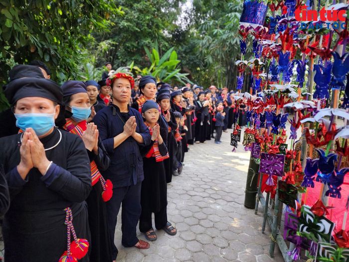 Gần 200 người thuộc nhiều dân tộc cùng sinh sống, lao động và xây dựng đời sống cộng đồng tại làng Thái Hải.
