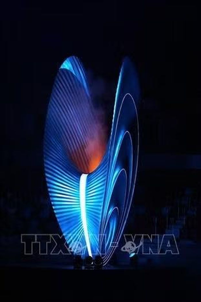 Ngọn lửa thiêng tại Paloma Mizuho dần tắt, khép lại trọn vẹn Lễ bế mạc ASIAD 2026 ở thành phố Nagoya, Nhật Bản, ngày 4/10/2026. Ảnh: THX/TTXVN phát