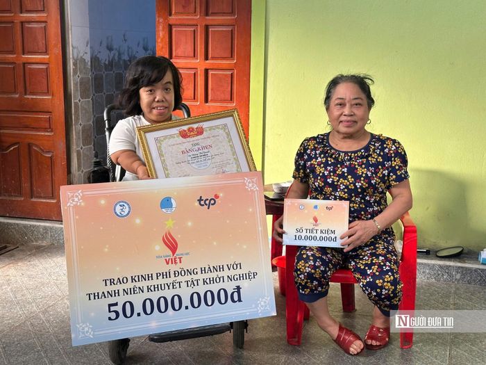 Điều mẹ của chị Oanh tự hào nhất là con gái vẫn luôn lạc quan, vui vẻ.