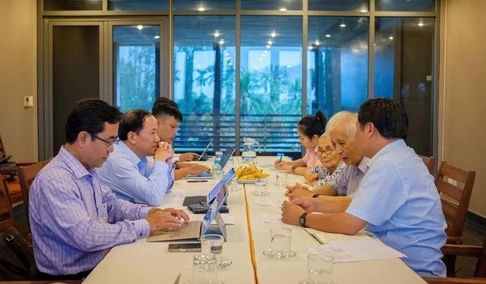 Chủ tịch UBND tỉnh Gia Lai Phạm Anh Tuấn vừa có buổi làm việc với GS Trần Thanh Vân về công tác chuẩn bị hai sự kiện quốc tế tại Trung tâm ICISE.