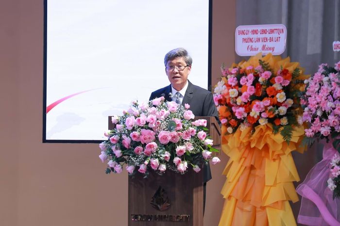 Ông Nguyễn Minh - Tỉnh ủy viên, Phó Chủ tịch UBND tỉnh Lâm Đồng phát biểu tại buổi lễ.