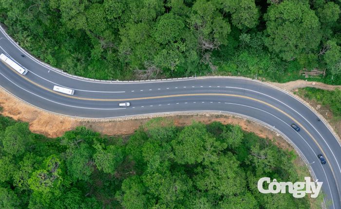 Các dự án đầu tư công được yêu cầu tháo gỡ vướng mắc, đẩy nhanh thi công và giải ngân trong những tháng cuối năm.