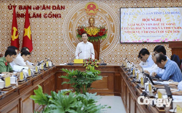 Chủ tịch UBND tỉnh Hồ Văn Mười phát biểu tại Hội nghị giải ngân vốn đầu tư công 9 tháng đầu năm 2026 và triển khai nhiệm vụ 3 tháng cuối năm 2026.
