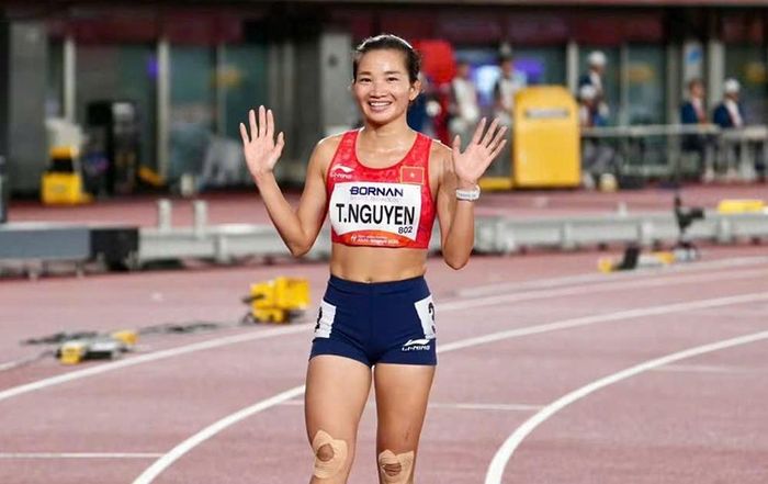 Vận động viên Nguyễn Thị Oanh tham gia nội dung chạy 10.000 m nữ tại ASIAD 20. (Ảnh: Nguồn Webthethao.vn)