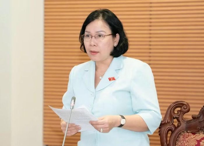  Phó Chủ nhiệm Ủy ban Văn hóa và Xã hội của Quốc hội Trần Thị Thanh Lam phát biểu tại phiên họp. Ảnh: Quốc hội 