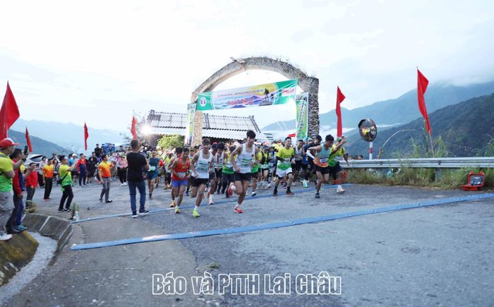 Các vận động viên xuất phát ở cự ly 22 km.