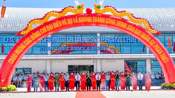 Lễ khánh thành dự án Sân bay Quân sự Phan Thiết vào tháng 12/2025 (ảnh tư liệu)