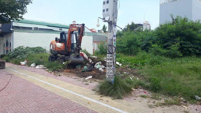 Phường Phú Thuỷ dọn dẹp vệ sinh khu dân cư, hướng tới Festival Hoa 2026