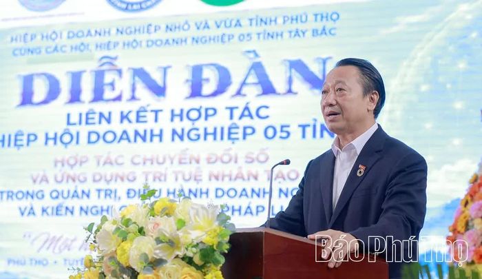 Phó Chủ tịch VCCI Nguyễn Quang Vinh phát biểu tại diễn đàn.