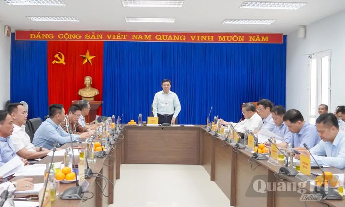 Quang cảnh buổi làm việc - Ảnh: N.H