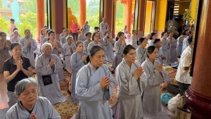 Khóa lễ cúng ngọ