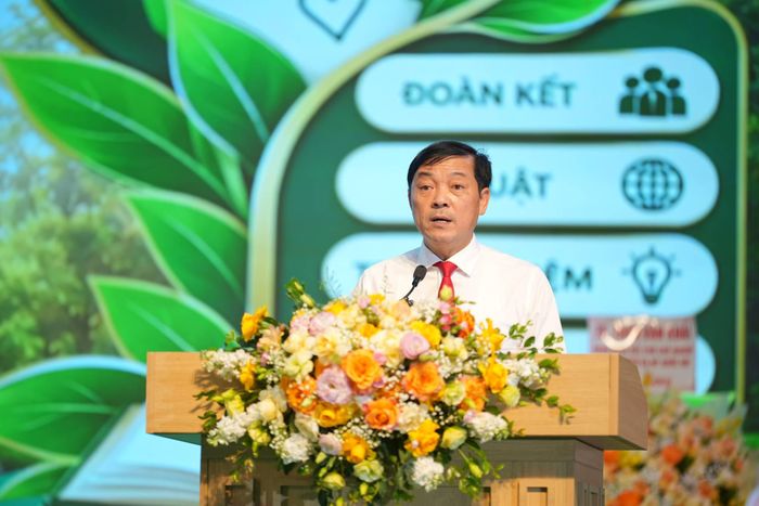  Thứ trưởng Bộ Nông nghiệp và Môi trường Lê Trọng Yên phát biểu tại buổi lễ 