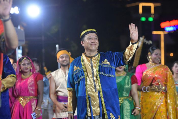 Đoàn nghệ thuật Ấn Độ