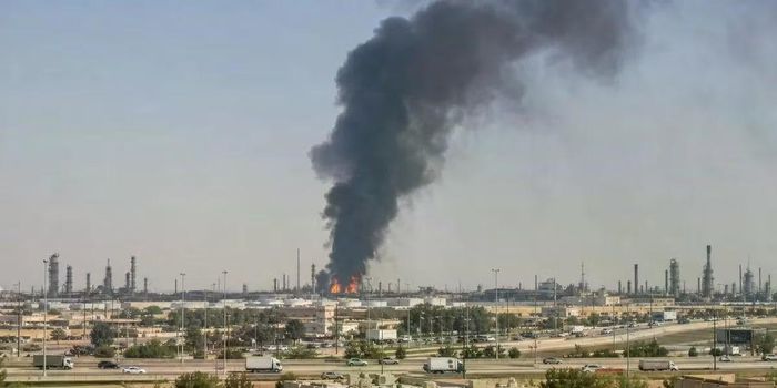 Hình ảnh được cho là vụ hỏa hoạn bùng lên tại cơ sở của Aramco ở Riyadh. Ảnh: ua.news