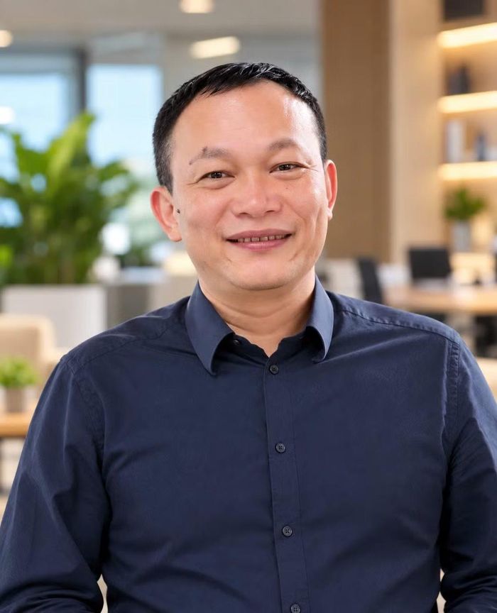 Chuyên gia truyền thông Huỳnh Long Thuỷ.