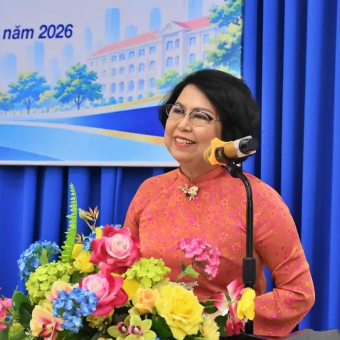Chủ tịch Hội Khuyến học Thành phố Hồ Chí Minh Tô Thị Bích Châu phát biểu tại buổi lễ.