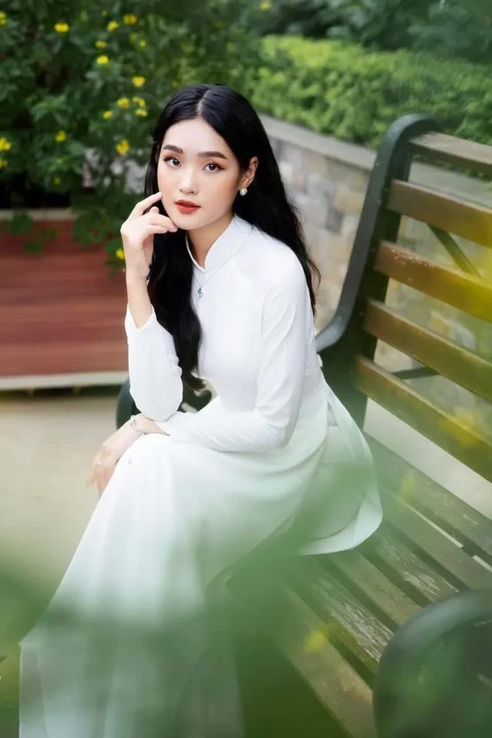 Nhìn lại khoảng 4 năm theo đuổi diễn xuất, Cù Thị Trà cho rằng đây là hành trình chưa quá dài nhưng cũng đủ để cô trưởng thành hơn rất nhiều.