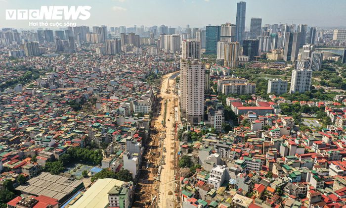 Đoạn Vành đai 2,5 từ Cầu Giấy đến Dương Đình Nghệ dài khoảng 1,13 km, mặt cắt ngang 50 m. Đây là một phần trong dự án 3 đoạn tuyến được Hà Nội triển khai theo lệnh xây dựng công trình khẩn cấp.