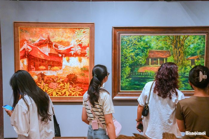 Triển lãm cũng mong muốn giá trị của nghệ thuật như một nhịp cầu nối liền quá khứ với hiện tại, nơi sơn mài được nhìn, trầm hương được cảm và di sản được tiếp nối bằng ngôn ngữ sáng tạo hôm nay.