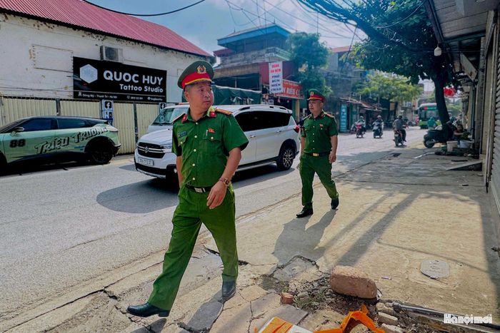 Toàn bộ dữ liệu thu thập tại hiện trường được chuyển ngay cho Công an xã Nam Phù để tra cứu, xác minh thông tin chủ thuê bao và chủ thể thực hiện hành vi vi phạm, củng cố hồ sơ xử lý theo đúng thẩm quyền pháp luật.