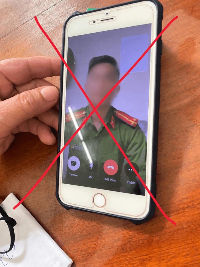 Cảnh giác với thủ đoạn sử dụng công nghệ Deepfake giả danh Công an lừa đảo. Ảnh minh họa