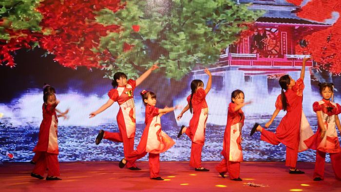 Những giai điệu, lời ca mang đậm niềm tự hàoThủ đô anh hùng. Ảnh: Bình Minh 