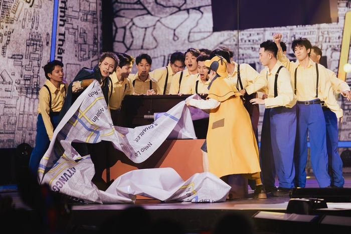Tiết mục "Trốn tìm" của Liên minh Khải Hoàn.