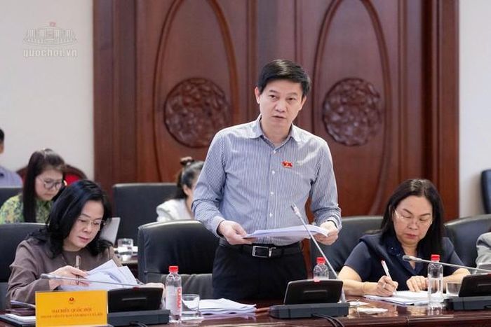 Các đại biểu phát biểu. Ảnh: Quochoi.vn