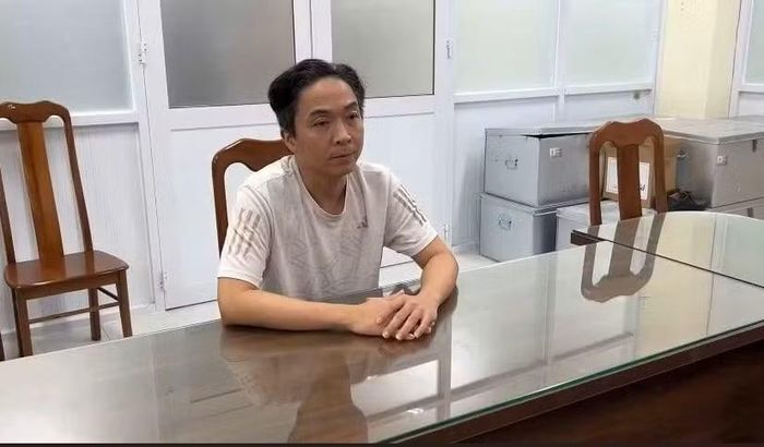 Đối tượng Lê Văn Hiền