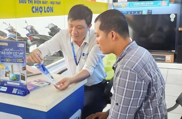 Vay tiêu dùng được nhiều người lựa chọn và sử dụng. Ảnh: H.C.