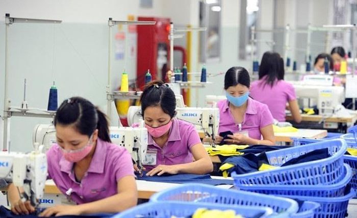  Cần đổi mới tư duy và hành động trong việc thực hiện chức năng quản lý kinh tế của Nhà nước từ Trung ương đến địa phương trong điều kiện vận hành của thị trường.