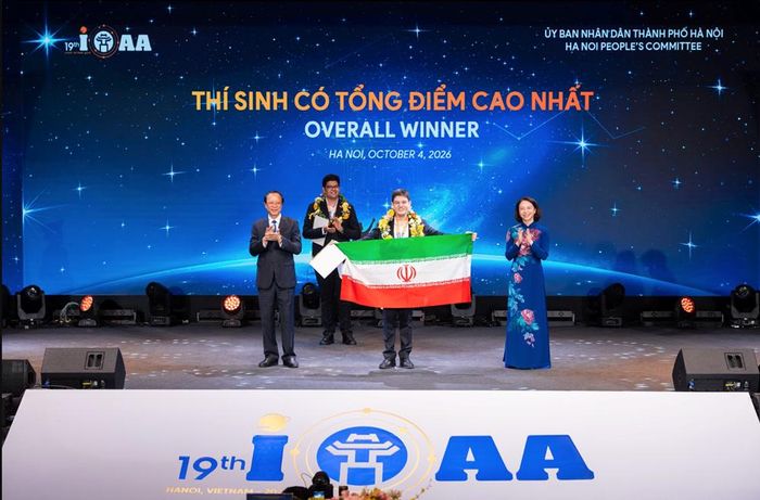 Thí sinh có tổng điểm cao nhất đến từ nước Cộng hoà Hồi giáo Iran
