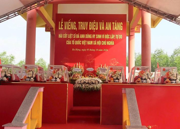 Lễ truy điệu các hài cốt liệt sĩ được tổ chức trang nghiêm, xúc động