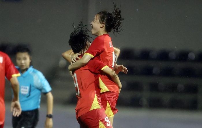 U17 nữ Việt Nam có màn ra quân thuận lợi với chiến thắng 6-0 trước U17 nữ Palestine