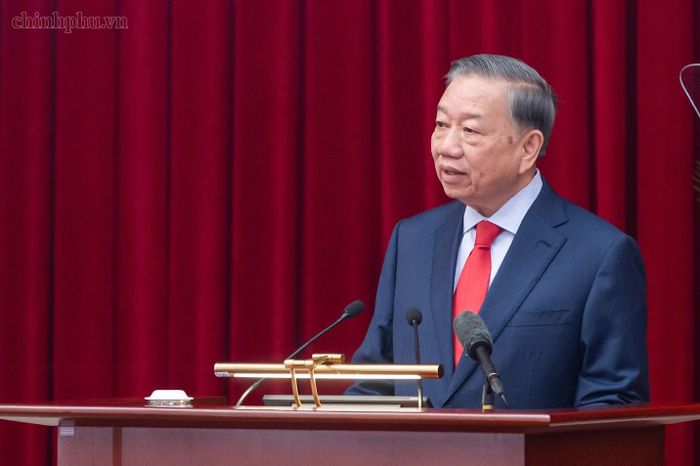 Tổng Bí thư, Chủ tịch nước Tô Lâm phát biểu khai mạc Hội nghị lần thứ tư Ban Chấp hành Trung ương Đảng khóa XIV - Ảnh: chinhphu.vn/Nhật Bắc