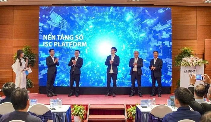 Nền tảng kết nối đổi mới sáng tạo ISC kết nối mạng lưới các trung tâm đổi mới sáng tạo với doanh nghiệp, viện nghiên cứu, trường đại học, chuyên gia, doanh nghiệp công nghệ, startup, quỹ đầu tư và các đối tác trong nước, quốc tế. (Ảnh QUANG HUY)