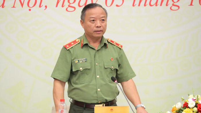 Phó Giáo sư, Tiến sĩ, Trung tướng Phan Xuân Tuy, Giám đốc Học viện Chính trị Công an nhân dân thông tin về hội thảo. (Ảnh: CTV)