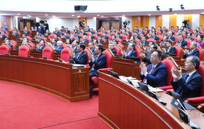   Các đại biểu dự khai mạc Hội nghị lần thứ tư Ban Chấp hành Trung ương Đảng khóa XIV. 