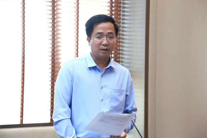 Ông Trần Minh Sáng, Giám đốc Sở Nông nghiệp và Môi trường tỉnh Lào Cai phát biểu tại cuộc họp rà soát tiến độ chuẩn bị các nội dung của hội nghị. Ảnh: THANH TIẾN