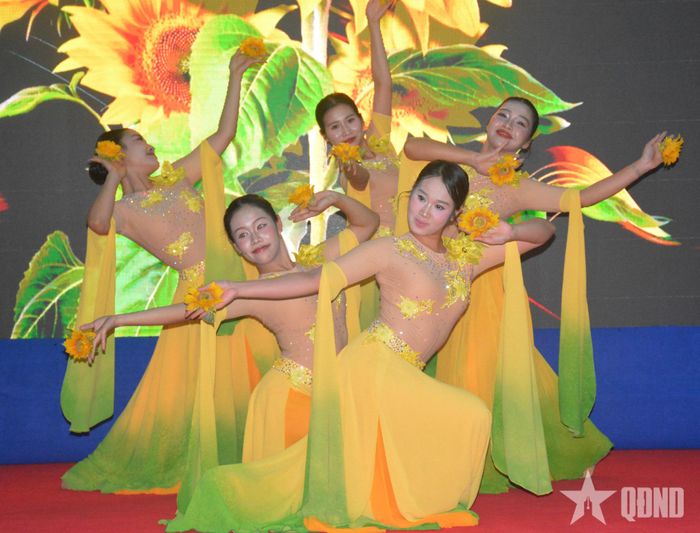  Tiết mục văn nghệ tại chương trình.