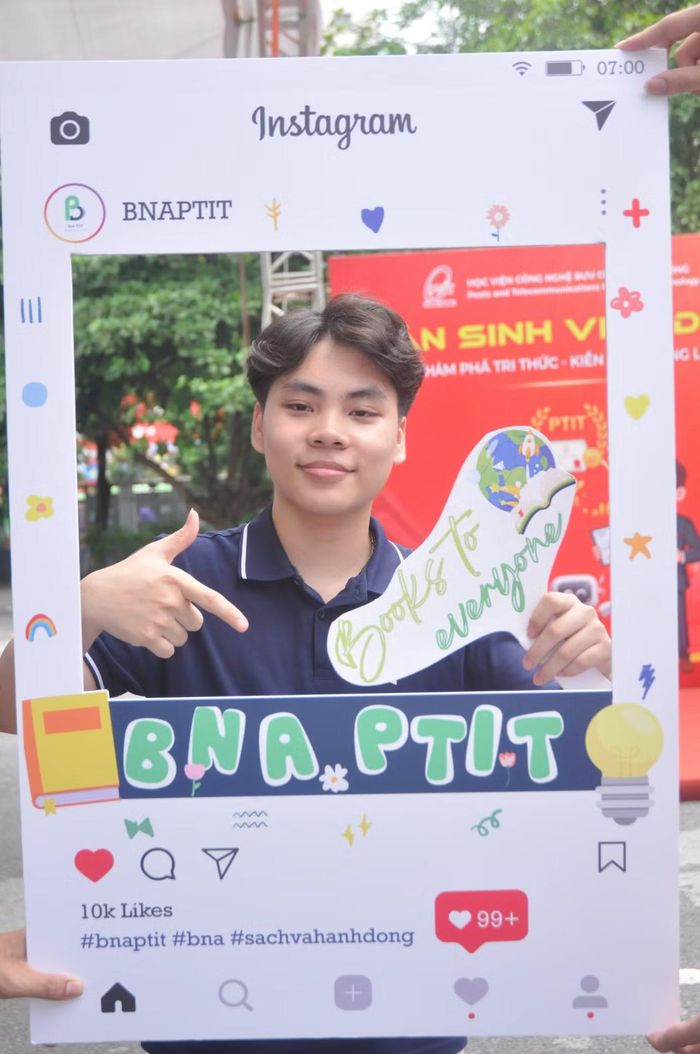 Từ việc đọc, Đặng Anh Tài có thêm cơ hội tham gia và tổ chức các hoạt động về sách.