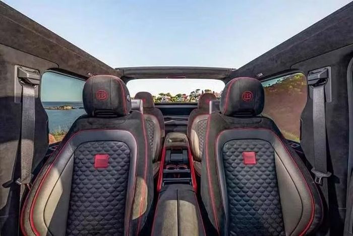 Cỗ máy V8 tăng áp kép 4.0 lít của AMG được đại tu toàn diện và gia tăng dung tích lên 4.5L. Xe được trang bị piston rèn, tay biên mới, trục khuỷu gia công từ khối thép nguyên khối và các bộ tăng áp nâng cấp hoạt động ở mức áp suất lên tới 1,4 bar (20,3 psi).