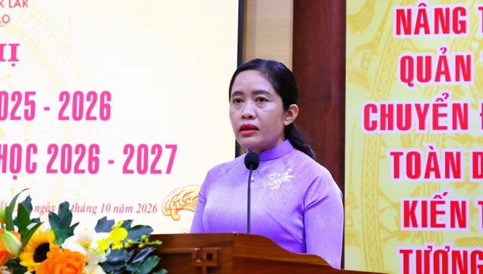 Giám đốc Sở GD&ĐT Đắk Lắk Lê Thị Thanh Xuân phát biểu. (Ảnh: Thành Tâm)