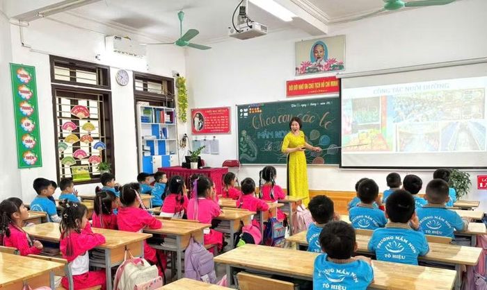 Trường Mầm non Tô Hiệu ứng dụng công nghệ thông tin trong giảng dạy.