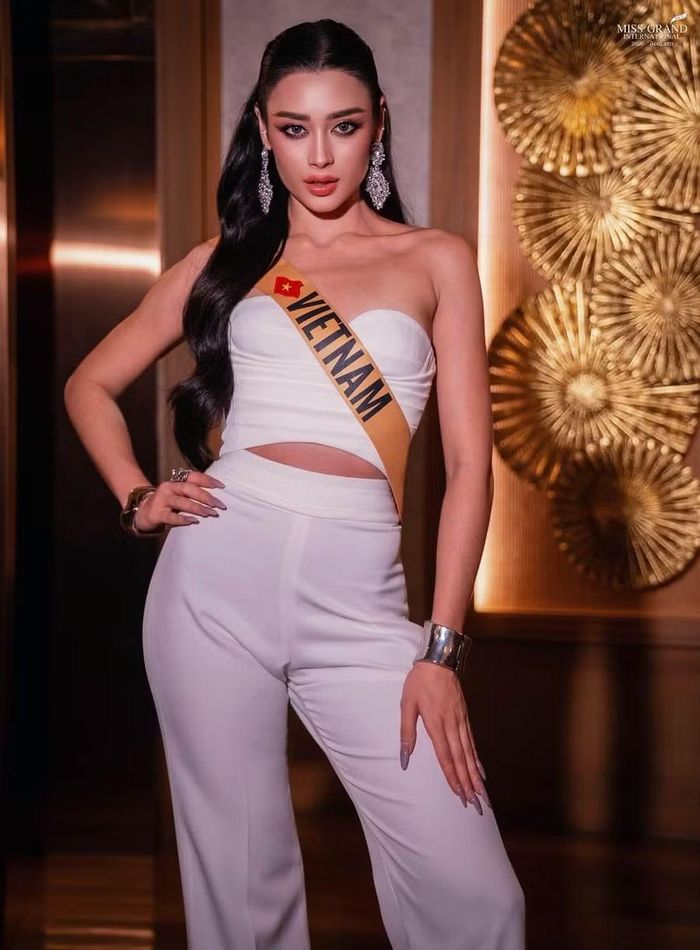 Hoa hậu Emoura Phạm nhận được nhiều sự ủng hộ trong hành trình tham gia Miss Grand International.