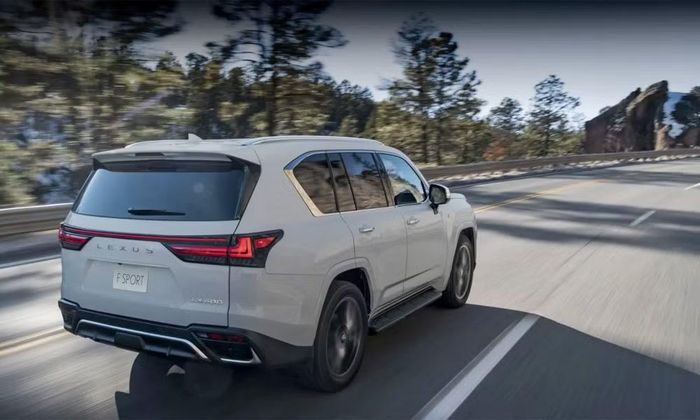 Lexus LX 2027 được hiệu chỉnh hệ thống treo và khung gầm. Ảnh: Lexus