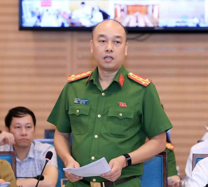 Đại tá Nguyễn Đức Long, Phó Giám đốc Công an TP Hà Nội thông tin tại họp báo. Ảnh: Đình Hiệp